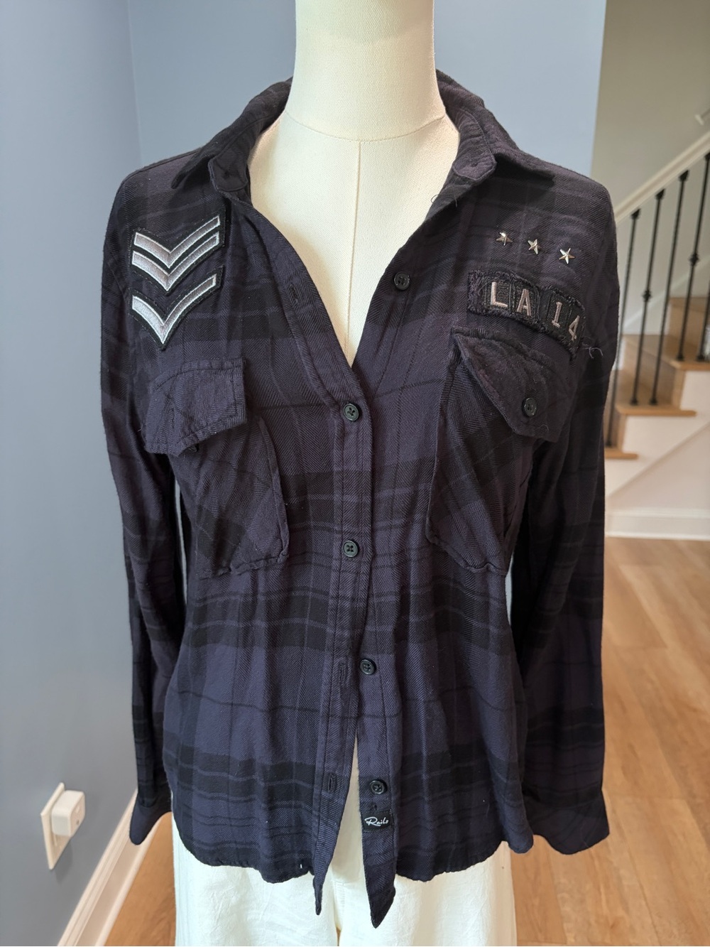 Rails Military Patch Plaid Button Down Shirt Black Navy XS